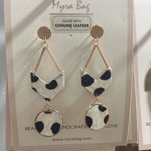 ‎Genuine leather earrings